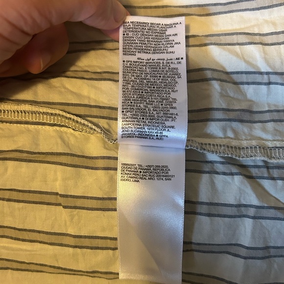 Blue and white button up small - Picture 4 of 6